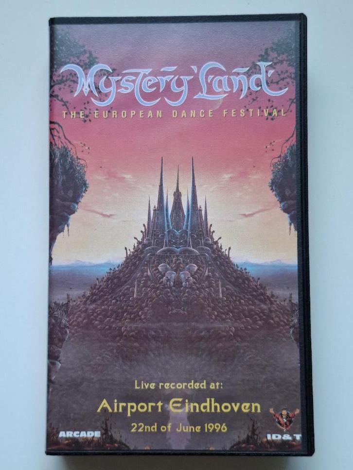 Mysteryland VHS 1996 hardcore gabber thunderdome, Cd's en Dvd's, VHS | Documentaire, Tv en Muziek, Gebruikt, Muziek en Concerten