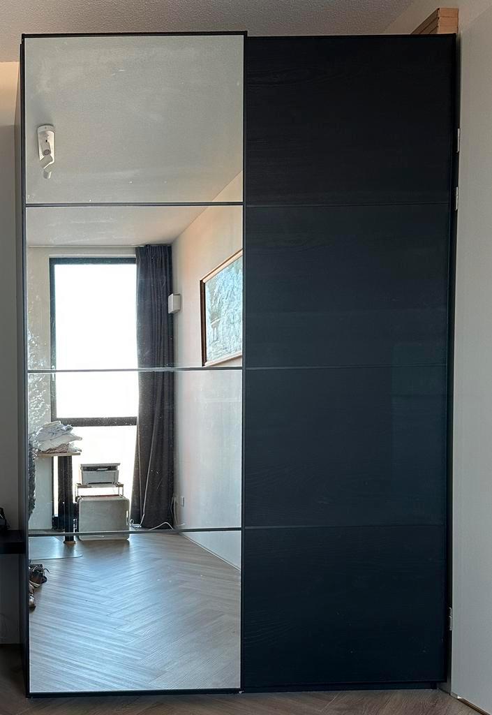 Ikea Pax met schuifdeuren en spiegel, Huis en Inrichting, Kasten | Kledingkasten, Zo goed als nieuw, 200 cm of meer, 150 tot 200 cm