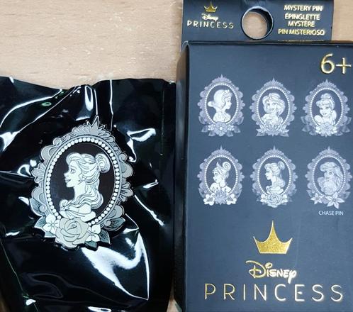Loungefly Disney princess pin Belle, Verzamelen, Speldjes, Pins en Buttons, Nieuw, Ophalen of Verzenden