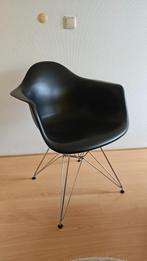 6 stuks replica Charles Eames Plastic chair, Ophalen, Gebruikt, Overige kleuren, Moderne klassieker