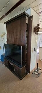 TV-kast met verlichting en veel opbergruimte, Huis en Inrichting, Ophalen, Gebruikt, 100 tot 150 cm, 200 cm of meer