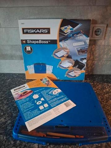 Fiskars ShapeBoss met mallen beschikbaar voor biedingen