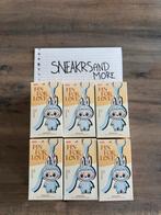 Pop Mart Labubu The Monsters Pin for Love (A-M) Blind Box, Ophalen of Verzenden, Nieuw, Overige typen