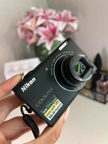 Nikon Coolpix S6200 digital camera + voorbeeldfoto’s beschikbaar voor biedingen