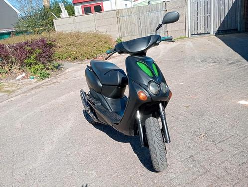 Yamaha Neos 2005 - Stage6 Racing Setup, Fietsen en Brommers, Scooters | Yamaha, Gebruikt, Neo's, Maximaal 45 km/u, Benzine, Ophalen of Verzenden