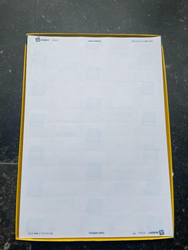 AVERY mini-etiketten nieuw - L7651 - 90 Vel A4, Diversen, Schrijfwaren, Nieuw, Ophalen of Verzenden