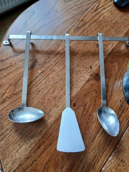 Vintage 4 delig Lepelrek Gero Zilmeta, model Trosje?.,(adv.2, Huis en Inrichting, Keuken | Bestek, Gebruikt, Bestekset, Rvs of Chroom