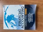 Financial accounting using IFRS bedrijfskunde, Boeken, Studieboeken en Cursussen, Ophalen of Verzenden, Zo goed als nieuw, WO
