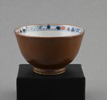 Japans Imari porseleinen kommetje, Ø 7,5, Kapucijner beschikbaar voor biedingen