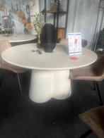 Ronde betonnen eettafel - 140cm - Weco Meubelen, Ophalen, Zo goed als nieuw