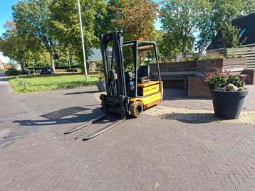 STILL R20-17 met triplo mast 4900mm hefhoogte goede accu  beschikbaar voor biedingen