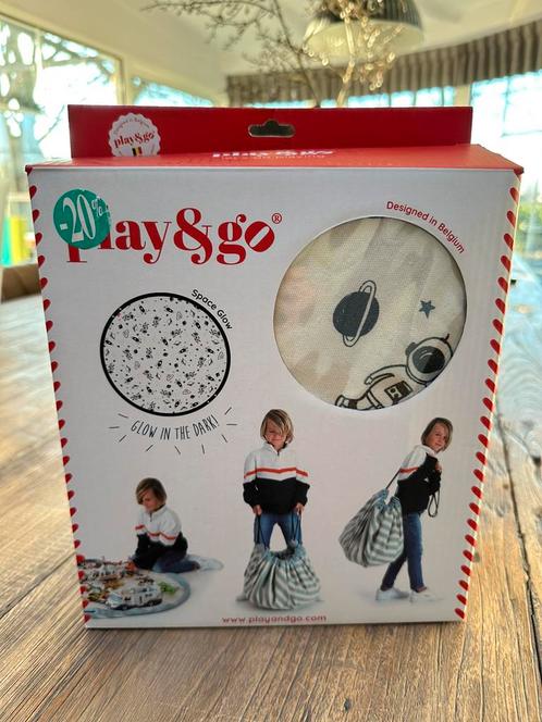 Play & go speelmat - opbergzak Ruimte Glow in the dark, Kinderen en Baby's, Speelgoed | Speelkleden, Zo goed als nieuw, Ophalen of Verzenden