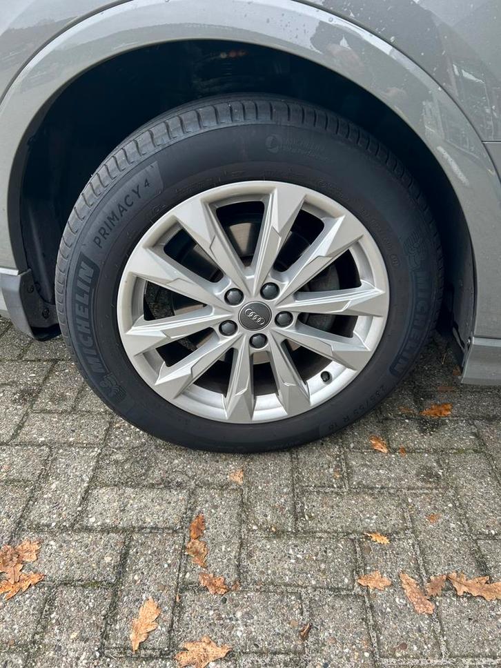 Audi velgenset (origineel) + Michelin Primacy 235/55 R18, Auto-onderdelen, Banden en Velgen, Banden en Velgen, Zomerbanden, 18 inch