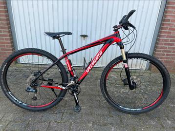 Te koop zeer nette specialized carve mountainbike mtb fiets beschikbaar voor biedingen