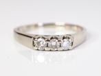 Art Deco ring met drie flinke diamanten van hoge kwalteit, Ophalen of Verzenden, Goud, Ring, Met edelsteen