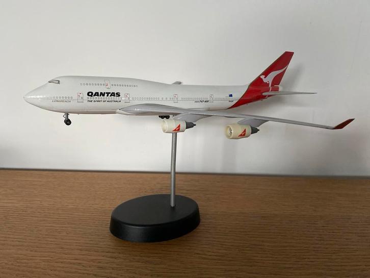 Qantas Boeing 747-400 Modelvliegtuig (metaal!), Verzamelen, Automerken, Motoren en Formule 1, Zo goed als nieuw, Auto's, Ophalen of Verzenden