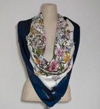 Designer sjaal van 100% zijde met dessin van Pierre Cardin, Verzenden, Zo goed als nieuw, Sjaal