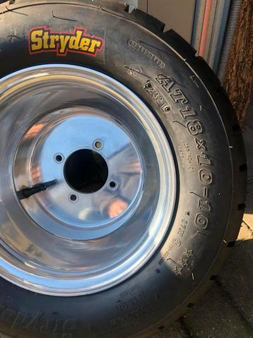 Yamaha Blaster achtervelgen 10 inch - Nieuwe banden beschikbaar voor biedingen