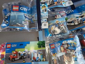 Veel LEGO sets te koop! beschikbaar voor biedingen