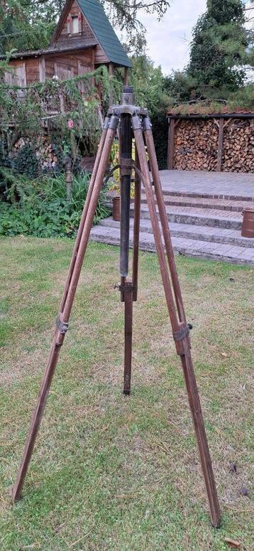 Vintage statief/ houten statief/tripod/oude driepikkel beschikbaar voor biedingen