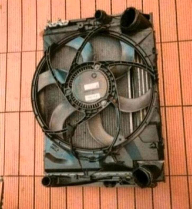 KOELERPAKKET RADIATOR VENTILATOR BMW E90 E91 E92 E93 E81 E87, Auto diversen, Overige Auto diversen, Ophalen of Verzenden