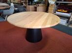 Nieuwe Ronde tafel 140 cm. massief eikenhout,  metalen poot, Huis en Inrichting, Ophalen, Rond, Nieuw, Vijf personen of meer