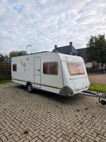 Knaus caravan met zakluifel en mover! beschikbaar voor biedingen