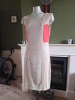 Eroke beige jurk met open rug IT 48 NL 44, Kleding | Dames, Jurken, Verzenden, Beige, Maat 42/44 (L), Zo goed als nieuw
