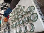 Mooie servies compleet kopjes thee pot prijs € 40.00, Ophalen of Verzenden, Zo goed als nieuw, Overige stijlen, Kop(pen) en/of Schotel(s)