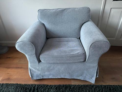 Mooie Ektorp stoel fauteuil loveseat Ikea met 2 hoezen, Huis en Inrichting, Fauteuils, Zo goed als nieuw, Stof, 100 tot 125 cm