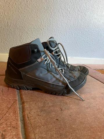 Quechua wandelschoen mt 40 beschikbaar voor biedingen