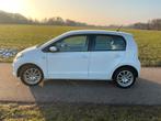 Volkswagen HIGH UP !!! Veel extra’s  o.a. Lederen bekleding., Auto's, Voorwielaandrijving, Up!, 840 kg, 4 stoelen