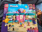 LEGO Friends Heartlake City Snoepwinkel 42649, Kinderen en Baby's, Speelgoed | Duplo en Lego, Ophalen, Zo goed als nieuw, Complete set