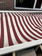 Gratis zonnescherm met kapotte doek, Tuin en Terras, Zonneschermen, Ophalen of Verzenden, Gebruikt, Knikarmscherm