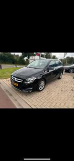 Mercedes b180 automaat  type style aanbieding, Stof, 1445 kg, Zwart, 1595 cc