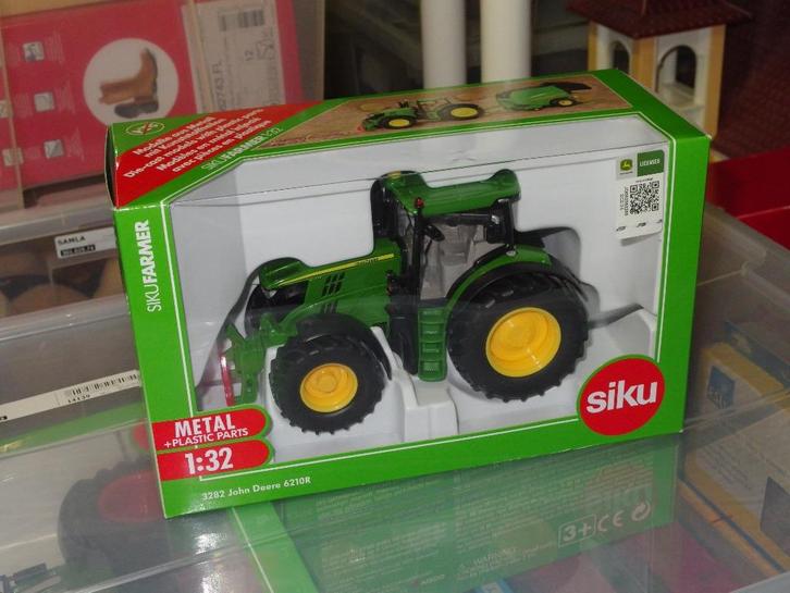 siku 3282 John Deere 6210R trekker 1:32, Hobby en Vrije tijd, Modelauto's | 1:32, Nieuw, Tractor of Landbouw, SIKU, Verzenden