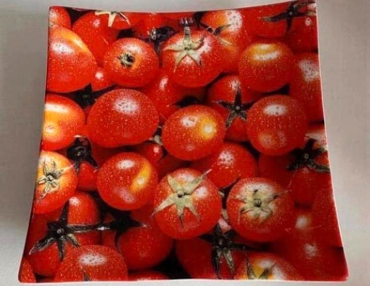 Vierkante schaal met tomaten design van ASA Selection, Huis en Inrichting, Woonaccessoires | Schalen en Manden, Zo goed als nieuw