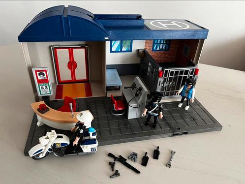 Playmobil politiestation, Kinderen en Baby's, Speelgoed | Playmobil, Zo goed als nieuw, Complete set, Ophalen of Verzenden