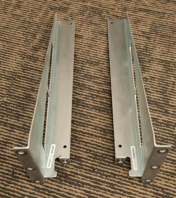 Server montage rails inlegbord plank, Computers en Software, Servers, Onbekend, Ophalen of Verzenden