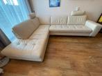 Ruime leren hoekbank goede staat crème-wit, 250 tot 300 cm, Gebruikt, 125 tot 150 cm, Leer