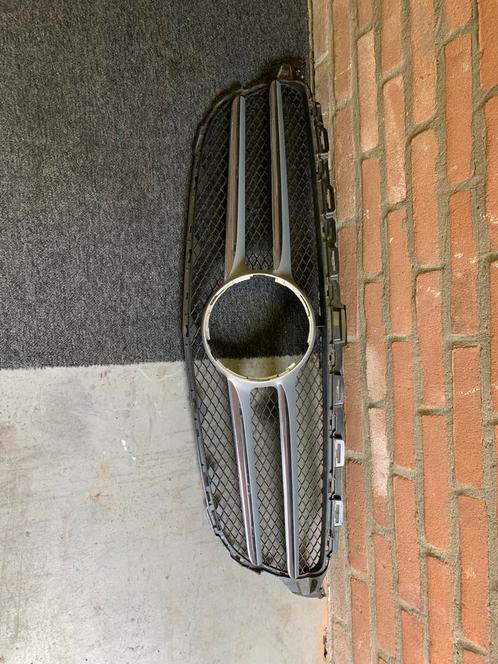 Originele Grill Mercedes C-klasse W205, Auto-onderdelen, Carrosserie en Plaatwerk, Bumper, Voor, Ophalen of Verzenden