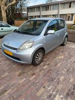 Daihatsu Sirion 1.0 51KW 2007 Grijs, Auto's, Daihatsu, Voorwielaandrijving, 750 kg, Handgeschakeld, 3 cilinders