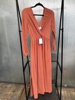 Xirena phee dress xs terra nieuw €387, Kleding | Dames, Ophalen of Verzenden, Zo goed als nieuw, Onder de knie