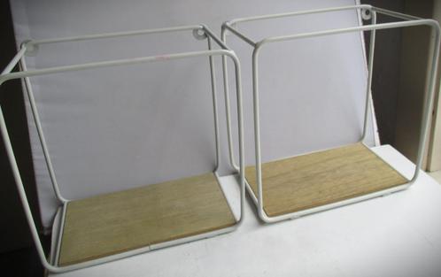 Wandrek~Metalen wandrekje~Metaal wit~Rek~Snuisterijen, Huis en Inrichting, Woonaccessoires | Overige, Zo goed als nieuw, Ophalen of Verzenden