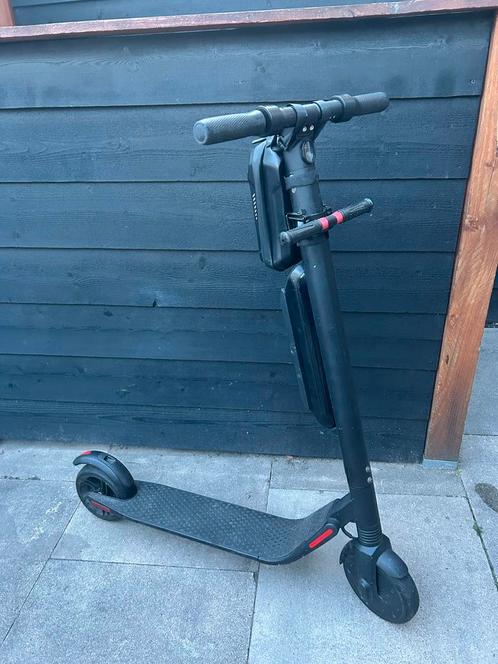 Segway Ninebot ES2 met accessoires, Fietsen en Brommers, Steps, Gebruikt, Elektrische step (E-scooter), Ophalen