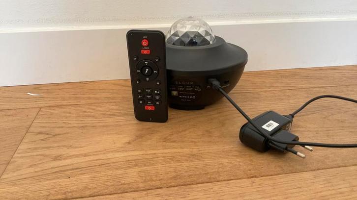 Samsung sterrenhemel projector, Audio, Tv en Foto, Televisies, Zo goed als nieuw, Minder dan 40 cm, Overige merken, Ophalen of Verzenden