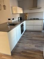 Moderne hoekkeuken met eiland + AEG inbouwapparatuur, Ophalen, Gebruikt, Hoekkeuken, Met kookeiland