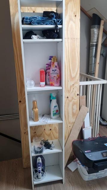 Badkamer kast 33,5 bij 174 en 20 diep