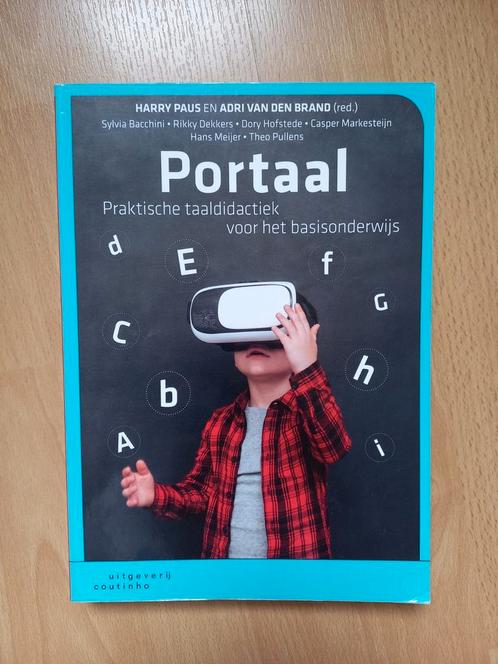 Adri van den Brand - Portaal, Boeken, Wetenschap, Zo goed als nieuw, Sociale wetenschap, Ophalen of Verzenden