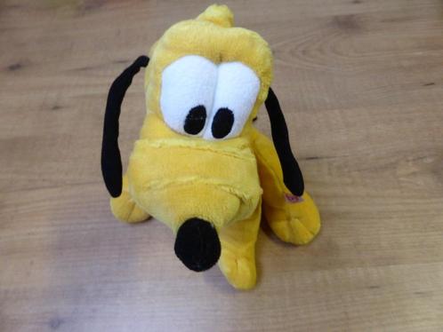 Pluto (T), Kinderen en Baby's, Speelgoed | Knuffels en Pluche, Zo goed als nieuw, Overige typen, Ophalen of Verzenden
